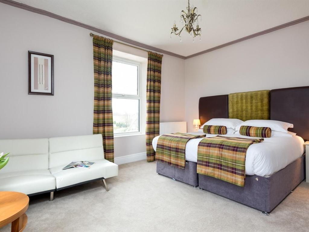Parkside Hotel Cleator Moor Extérieur photo