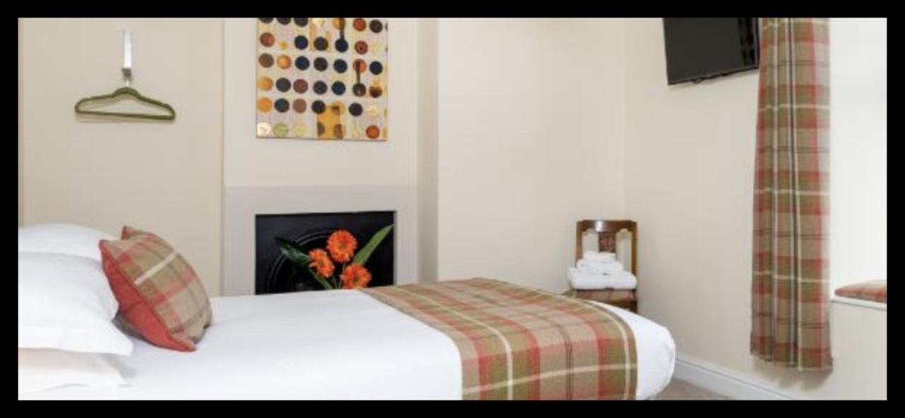 Parkside Hotel Cleator Moor Extérieur photo